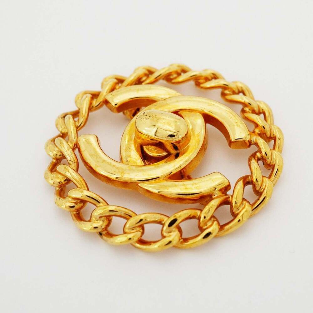 CHANEL Authentic Gold Logo Brooch - Picture 2 of 7